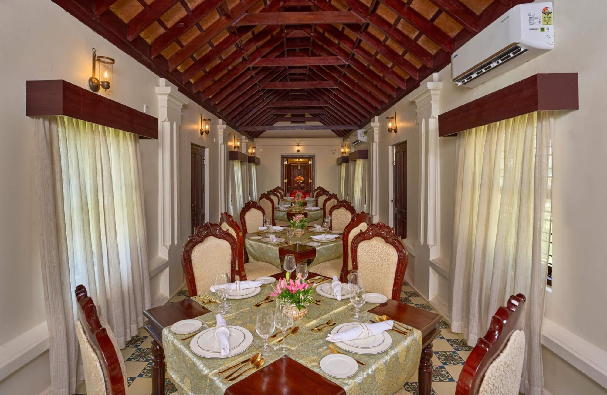 拉菲斯阿什塔姆迪酒店 科兰 外观 照片 Dining Hall
